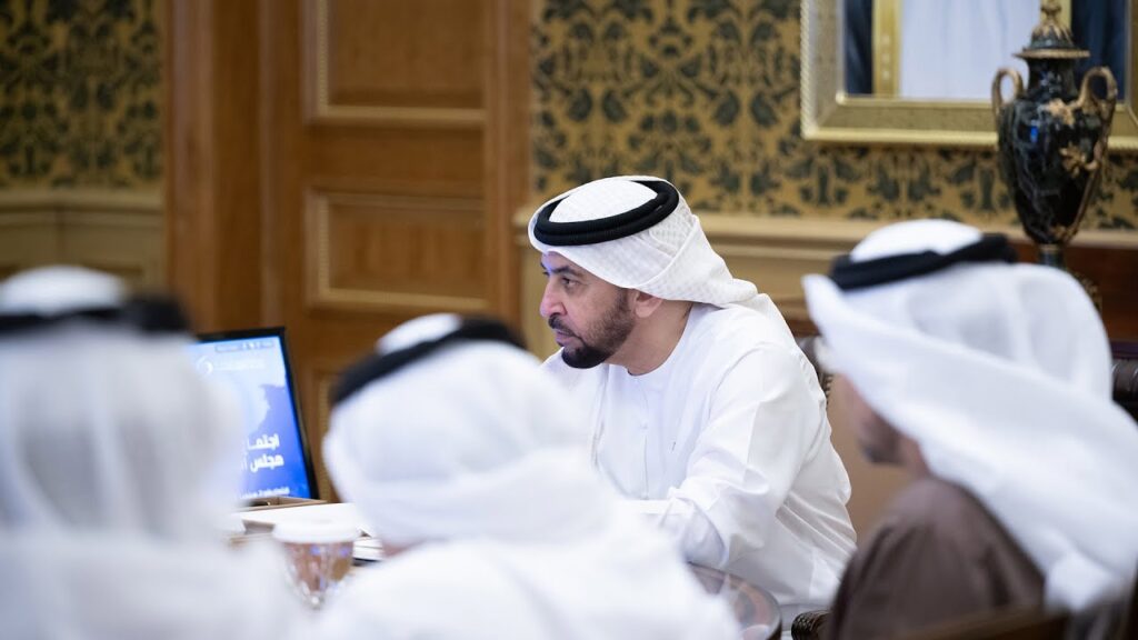 حمدان بن زايد يطلع على استعدادات استضافة مؤتمر الحفاظ على الطبيعة