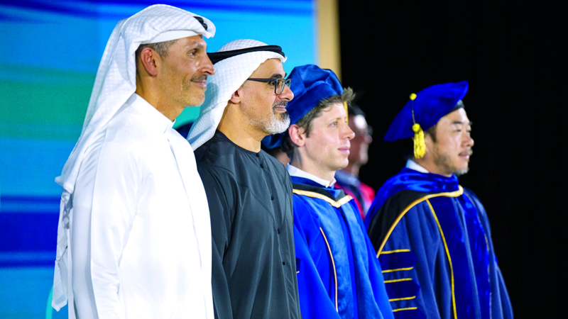 خالد بن محمد يشهد منح الدكتوراه الفخرية الأولى للرئيس التنفيذي لـ «أوبن إيه آي»