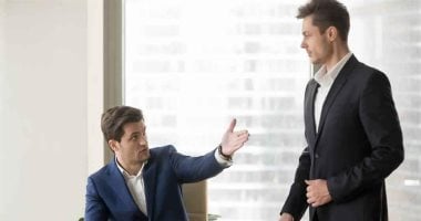 يحصل إيه لو رفضت تنفيذ تكليف من مديرك.. قانون العمل الجديد يوضح يحصل إيه لو رفضت تنفيذ تكليف من مديرك.. قانون العمل الجديد يوضح