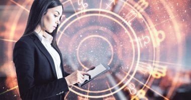العقرب والقوس منهم.. 4 أبراج تحصل على ترقية فى العمل بآخر أسبوع من سبتمبر
