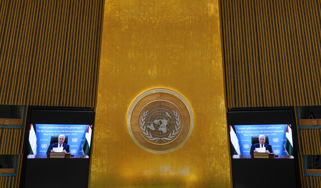 عبّاس يشدّد أمام الأمم المتحدة على أن حماس لن يكون لها دور في الحكم