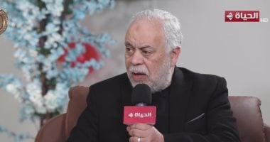 أشرف زكى يرد ببيت شعر بالفصحى على تصريحات السورى سلوم حداد