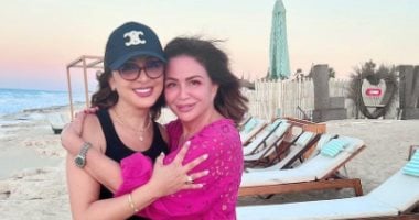 إلهام شاهين بصحبة أنغام: كلنا بنحبك يا أنغام يا أغلى الغاليين إلهام شاهين بصحبة أنغام: كلنا بنحبك يا أنغام يا أغلى الغاليين