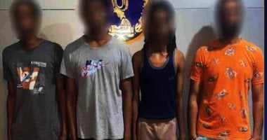 مشاجرة عنيفة فى الإسكندرية بسبب "اللعب أمام محل"..فيديو