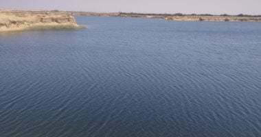 بحيرة البهنسا الغامضة.. أهالى المنيا: بدأت تتكون منذ 4 سنوات.. صور وفيديو
