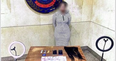 ضبط تيك توكر نشرت فيديوهات خادشة للحياء على مواقع التواصل.. فيديو ضبط تيك توكر نشرت فيديوهات خادشة للحياء على مواقع التواصل.. فيديو