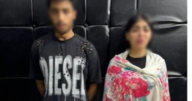 ضبط فتاة بثت محتوى منافياً للآداب وشقيقها هارب من حكم مؤبد في المخدرات