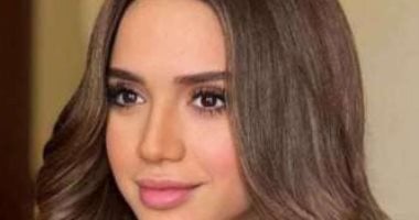 أشرف زكى يزور رنا رئيس للاطمئنان على حالتها الصحية