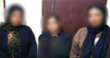 القبض على 6 سيدات بالإسكندرية لاتهامهن بممارسة أعمال منافية للآداب القبض على 6 سيدات بالإسكندرية لاتهامهن بممارسة أعمال منافية للآداب