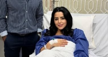 إيمان سلامة بعد خضوعها لإزالة ورم ليفى: الحمد لله عدت بسلام بعد سنين تعب إيمان سلامة بعد خضوعها لإزالة ورم ليفى: الحمد لله عدت بسلام بعد سنين تعب