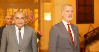 رسالة بخط يده.. ماذا كتب ملك أسبانيا عن رحلته فى الأقصر .. صورة