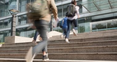 7 أبراج دايما بتتأخر عن ميعاد المدرسة أو الجامعة فى أول أسبوع.. القوس منهم