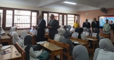 وزير التعليم يفاجئ مدارس القليوبية.. ويؤكد: تطبيق مادة البرمجة لأولى ثانوى