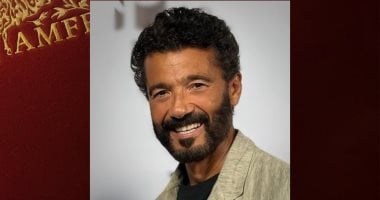 مهرجان عنابة للفيلم المتوسطى يمنح خالد النبوى جائزة العناب الذهبى لإنجاز الحياة مهرجان عنابة للفيلم المتوسطى يمنح خالد النبوى جائزة العناب الذهبى لإنجاز الحياة