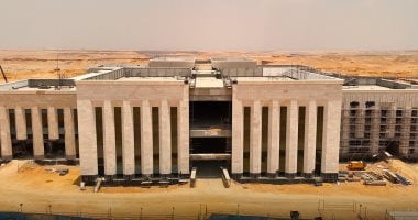 شاهد نقطة التقاء الخطين الأول والثاني لشبكة القطار الكهربائي السريع