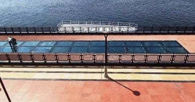 شاهد.. "الممشى الزجاجى" بكورنيش أسوان الجديد فى أبهى صوره