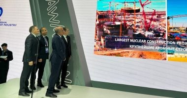 وزير الكهرباء يشهد مراسم نقل وعاء ضغط المفاعل النووى الأول من روسيا للضبعة