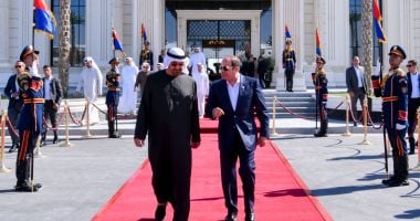 الرئيس السيسى يستقبل الشيخ محمد بن زايد بمطار القاهرة فى زيارة أخوية