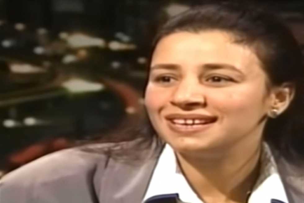 في عيد ميلادها الـ 65.. كيف تحدثت عبلة كامل عن «الملابس والمكياج وحضور الحفلات»؟ في عيد ميلادها الـ 65.. كيف تحدثت عبلة كامل عن «الملابس والمكياج وحضور الحفلات»؟