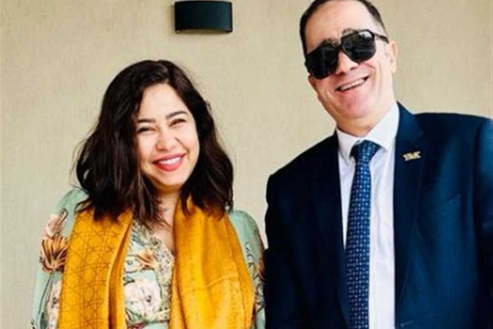 شيرين عبدالوهاب توضح حقيقة خلافها مع محاميها ياسر قنطوش: «خايف على مصلحتي» شيرين عبدالوهاب توضح حقيقة خلافها مع محاميها ياسر قنطوش: «خايف على مصلحتي»