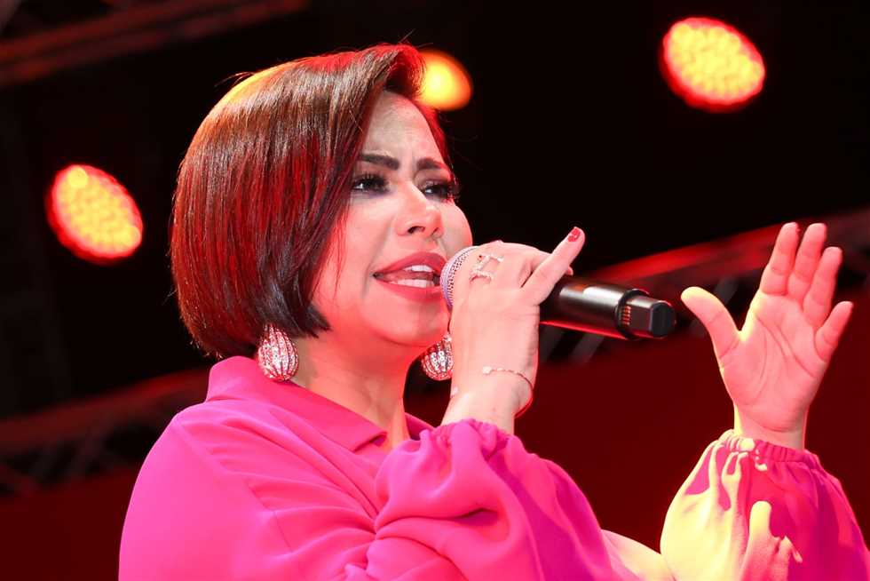 «زي الفل وبتسلم عليكم».. تامر حسين يعلن عن مفاجأة لجمهور شيرين عبدالوهاب