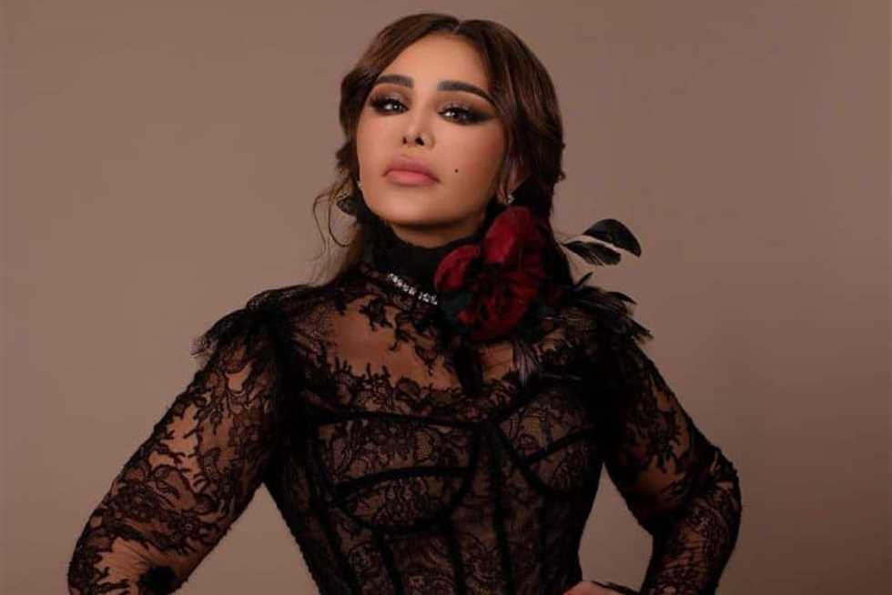 «عشان صوتي يكون مفتوح».. أحلام تكشف عن خضوعها لعملية تجميل في الأنف «عشان صوتي يكون مفتوح».. أحلام تكشف عن خضوعها لعملية تجميل في الأنف