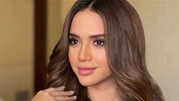 عندها نزيف مستمر.. شقيقة الفنانة رنا رئيس تكشف تفاصيل خضوعها لعملية استكشافية| بث مباشر