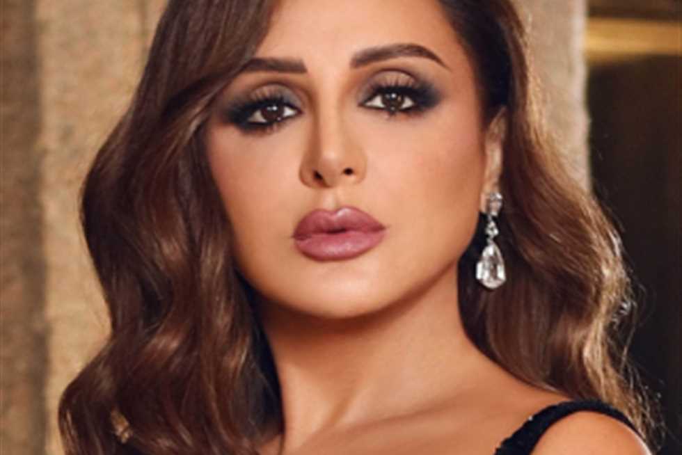 تفاصيل أول حفل لـ أنغام في لندن بعد انتهاء أزمتها الصحية