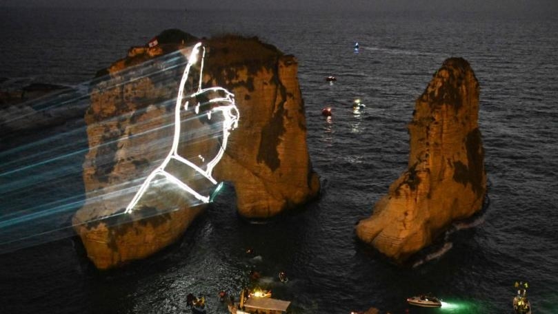 إضاءة صخرة الروشة... المسألة أبعد من "جمعيّة"