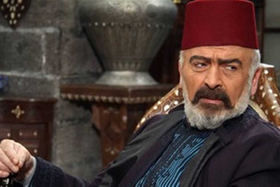 «متنبي الشاشة» يعيب على فناني مصر.. مَن هو السوري سلوم حداد؟