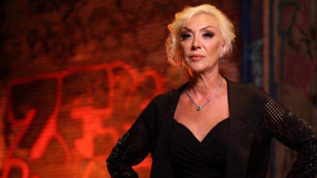 رحيل الفنانة التركية غُللو إثر سقوطها من شرفة منزلها ميغان ماركل تفاجئ الجمهور بعلاقتها الجديدة بكلوي كارداشيان