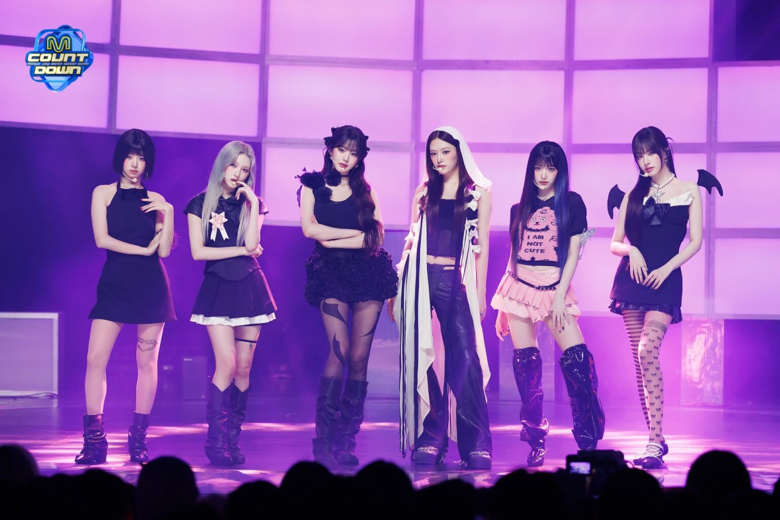 250903 IVE - XOXZ (الصورة في الموقع) @ MNET M العد التنازلي (250828)
