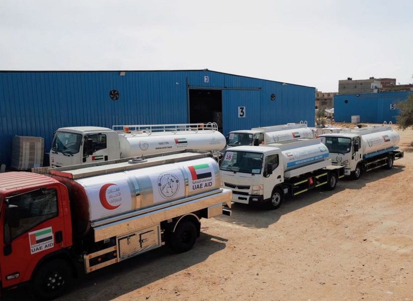 دخول 22 صهريج مياه و5 سيارات إسعاف إلى غزة دعماً للقطاع الطبي ومواجهة نقص المياه دخول 22 صهريج مياه و5 سيارات إسعاف إلى غزة دعماً للقطاع الطبي ومواجهة نقص المياه