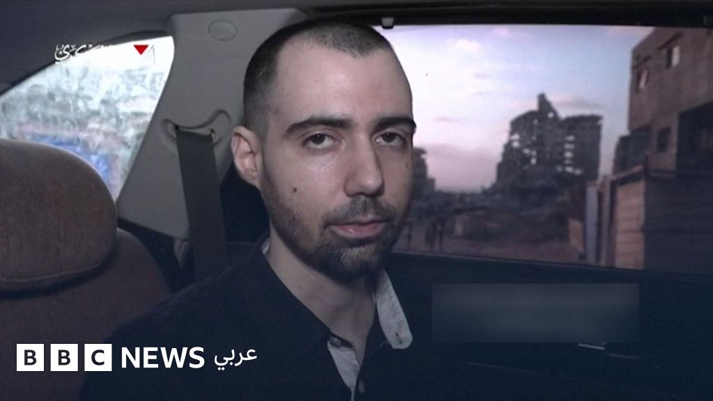 حرب غزة: الجيش الإسرائيلي يعلن مواصي خان يونس "منطقة إنسانية"، وحماس تنشر مقطعاً جديداً لمحتجزين