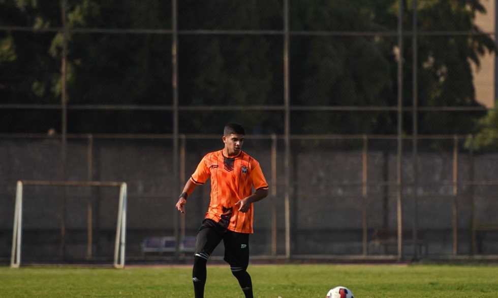 FilGoal | أخبار | بين الكرة والتمثيل.. كريم أسامة يروي قصته لـ في الجول