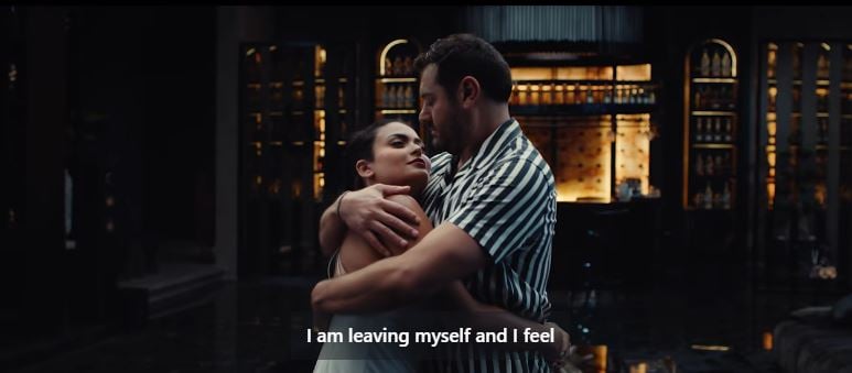 اسماء جلال،أسماء جلال،أسماء جلال الممثلة،أسماء جلال الفنانة،أسماء جلال في فيلم السلم والثعبان،أسماء جلال وعمرو يوسف،عمرو يوسف  