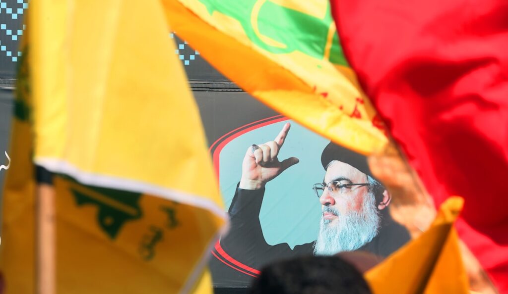 الأحزاب والشخصيات الوطنية تُحيي ذكرى السيد نصرالله: نهجه سيبقى وصية حية – جريدة الأخبار الأحزاب والشخصيات الوطنية تُحيي ذكرى السيد نصرالله: نهجه سيبقى وصية حية - جريدة الأخبار