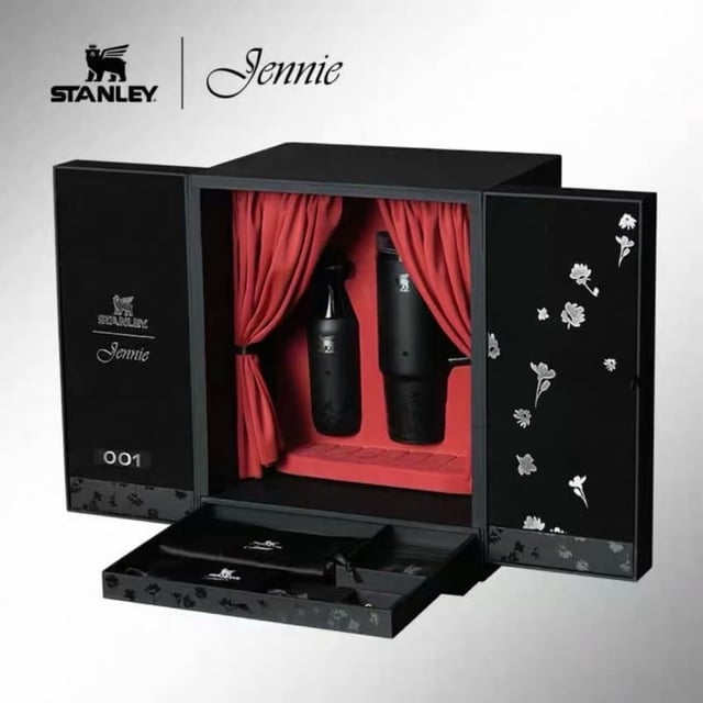 250911 Jennie X Stanley