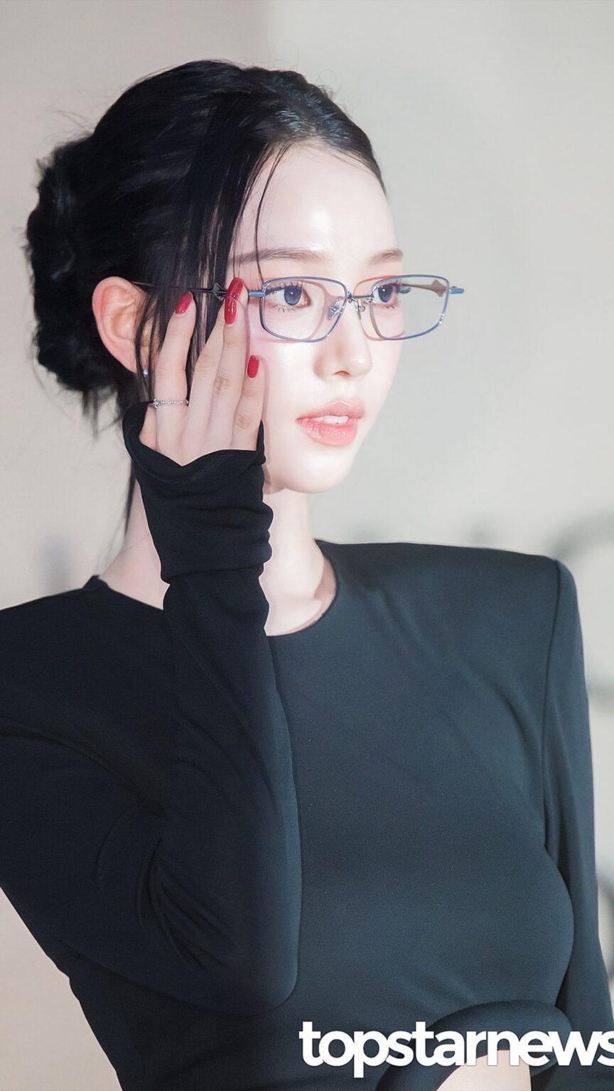 250903 تحديث قصة Karina Instagram