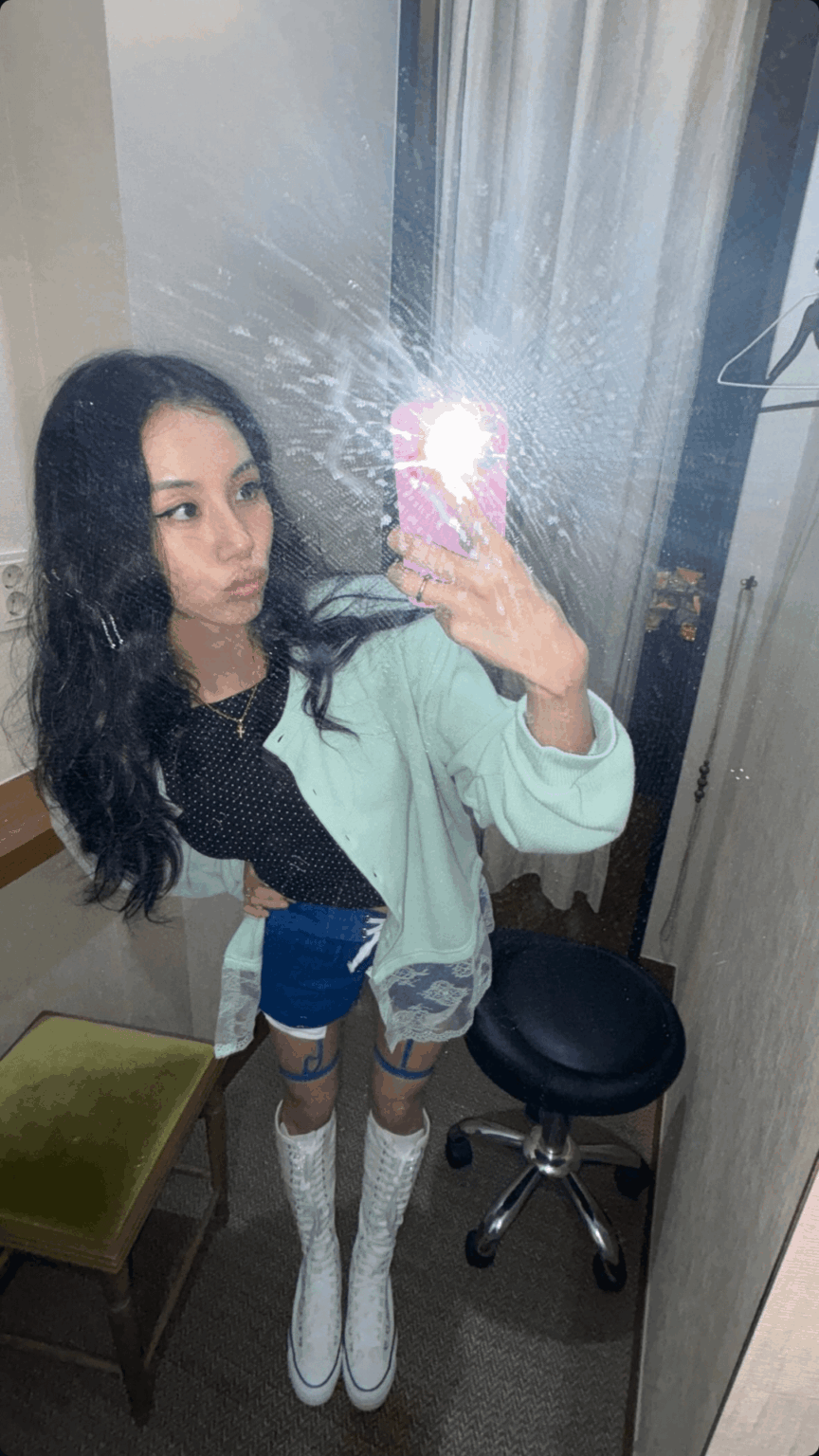 250924 تحديث قصة Chaeyoung Instagram - "Good Night"