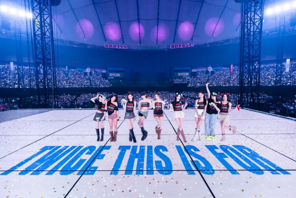 250917 تحديث Twitter في اليابان - مرتين  World Tour في Tokyo Dome Day 2