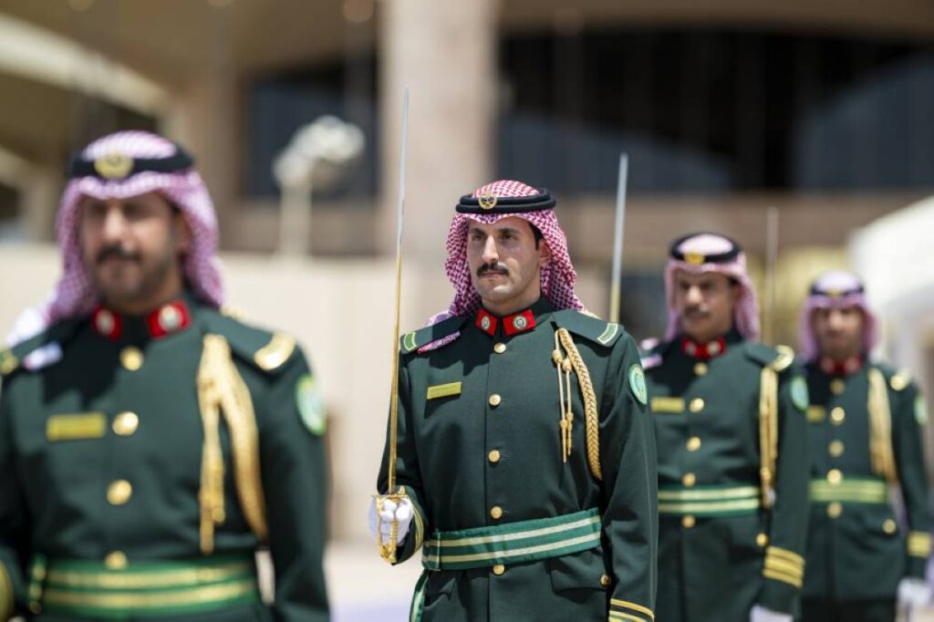 إيجاد مسار واضح للسلام يرسخ أركان الاستقرار والأمن والسلم الإقليمي