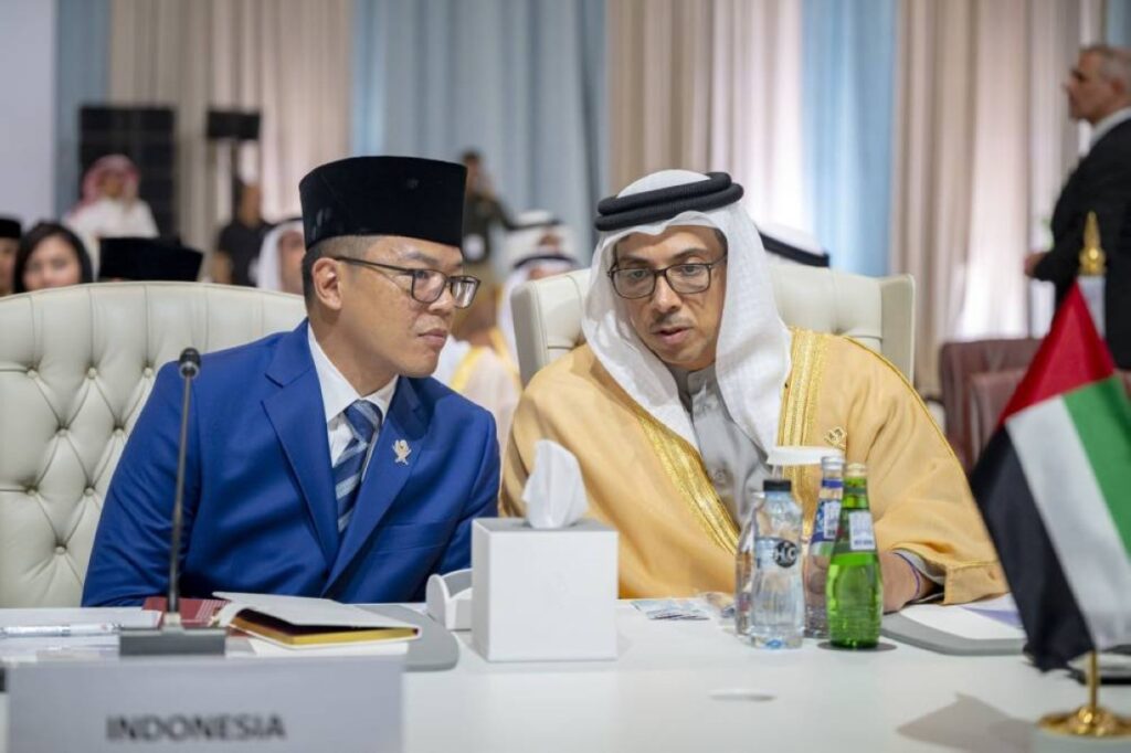 نيابة عن رئيس الدولة.. منصور بن زايد يشارك في القمتين الخليجية والعربية الإسلامية في الدوحة Al Bayan