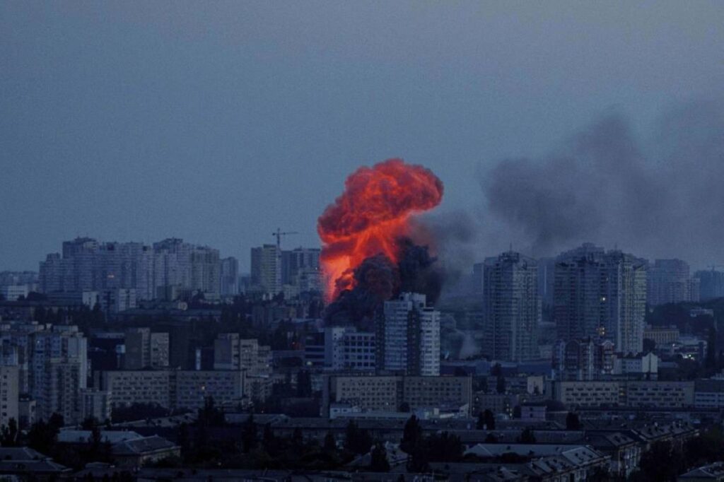 بمسيرات وصواريخ.. روسيا تشن هجوماً كبيراً على أوكرانيا Al Bayan