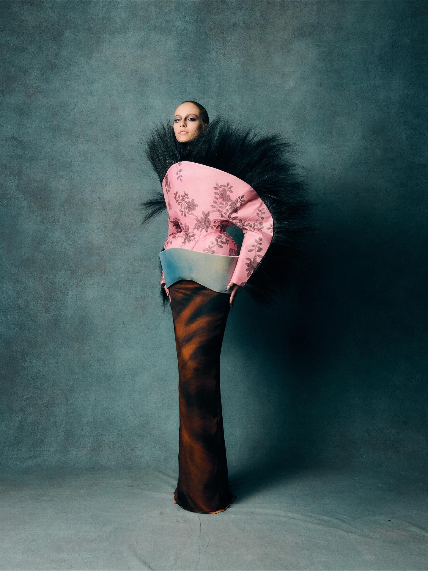 مجموعة هاريس ريد لربيع وصيف 2026 (إنستغرام)