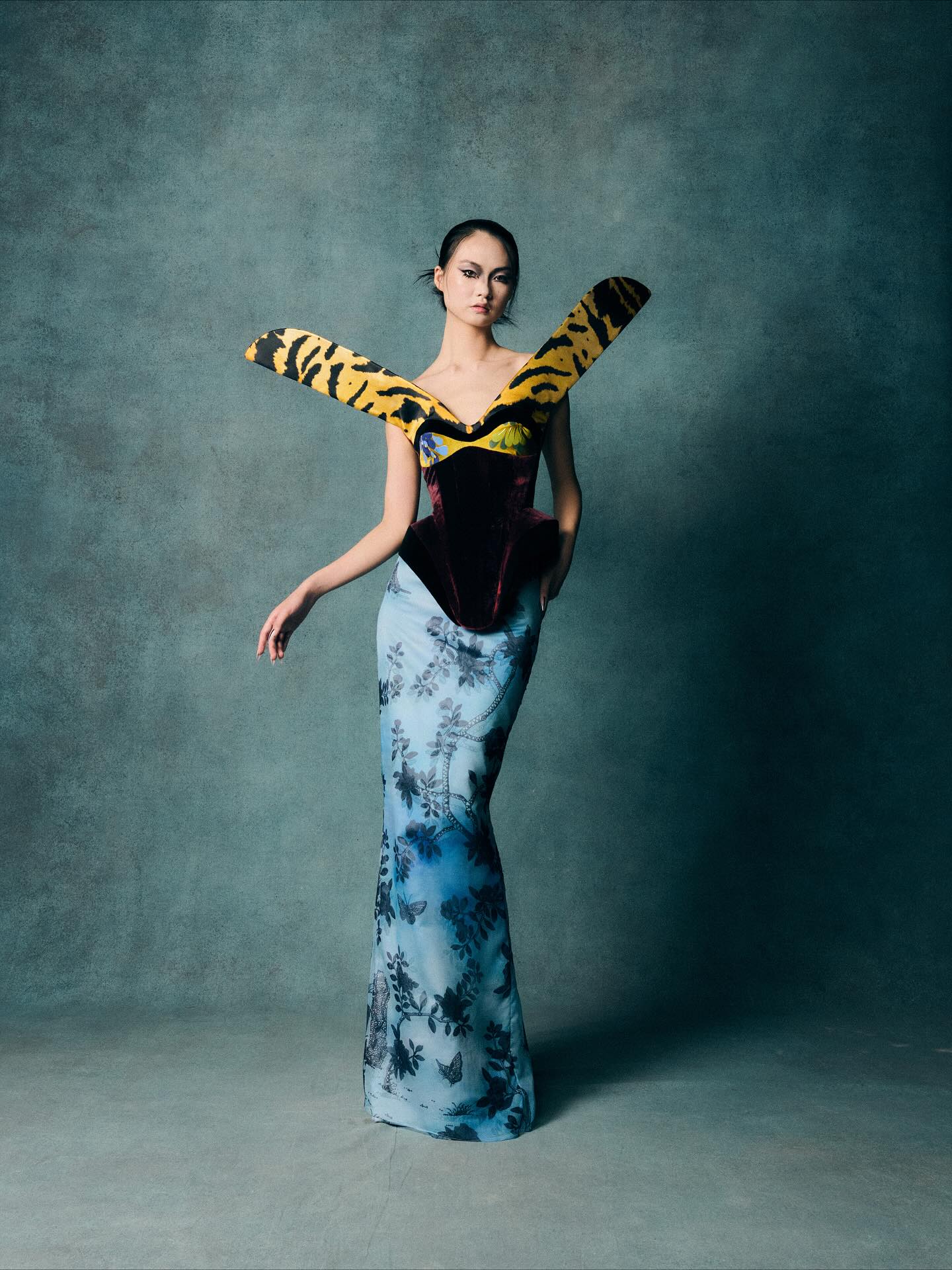 مجموعة هاريس ريد لربيع وصيف 2026 (إنستغرام)