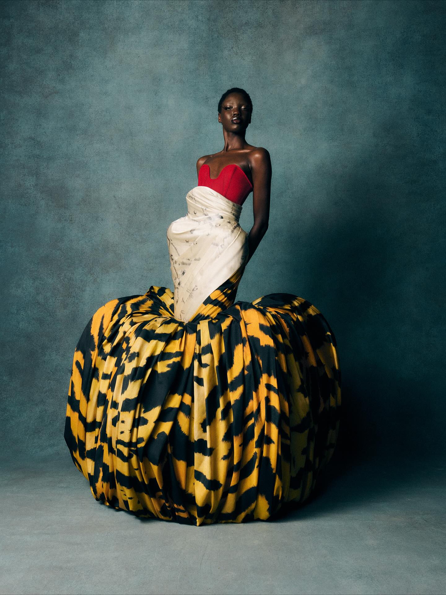 مجموعة هاريس ريد لربيع وصيف 2026 (إنستغرام)