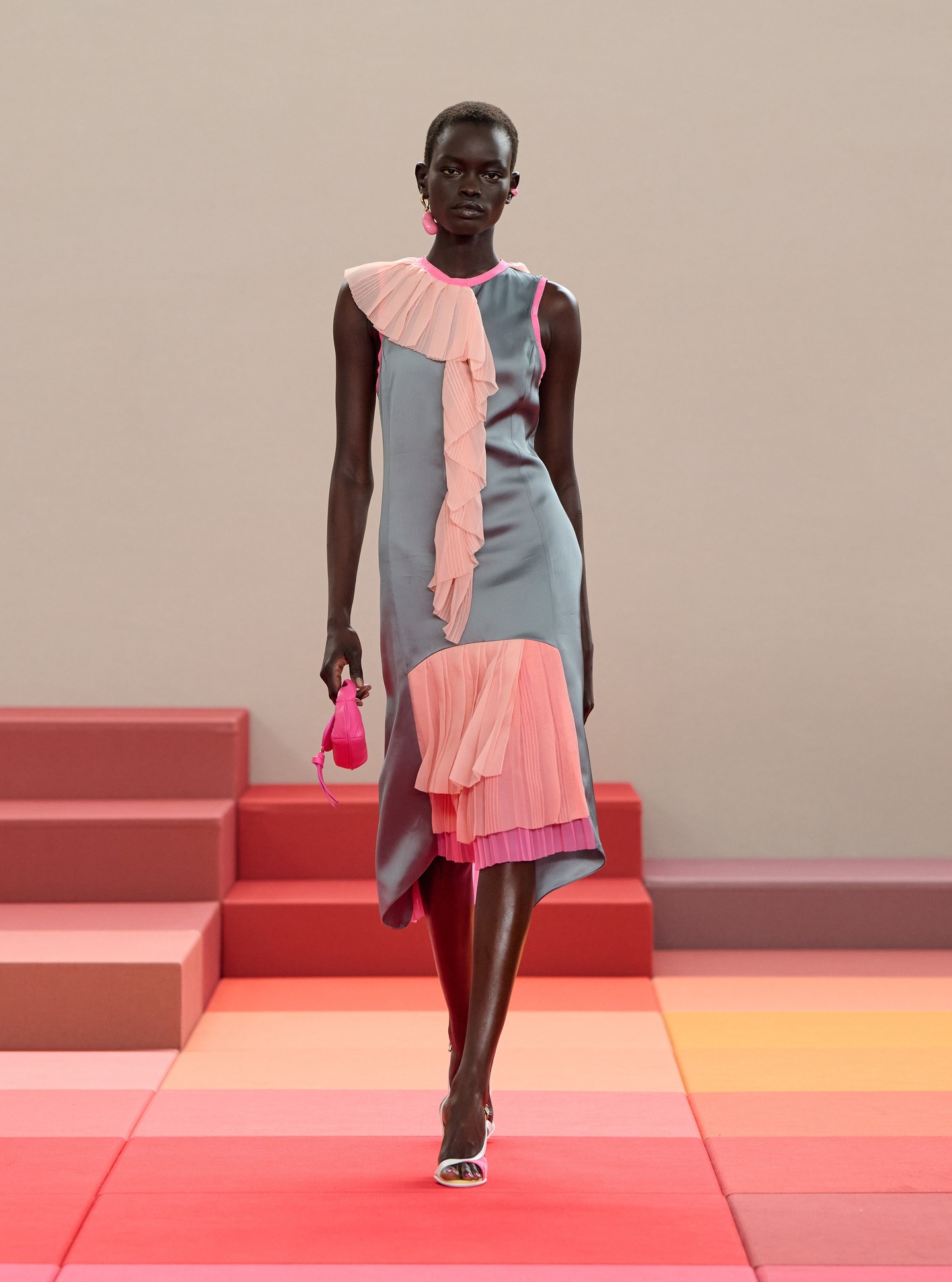 مجموعة فندي الأزياء الجاهزة لربيع وصيف 2026 (إنستغرام)