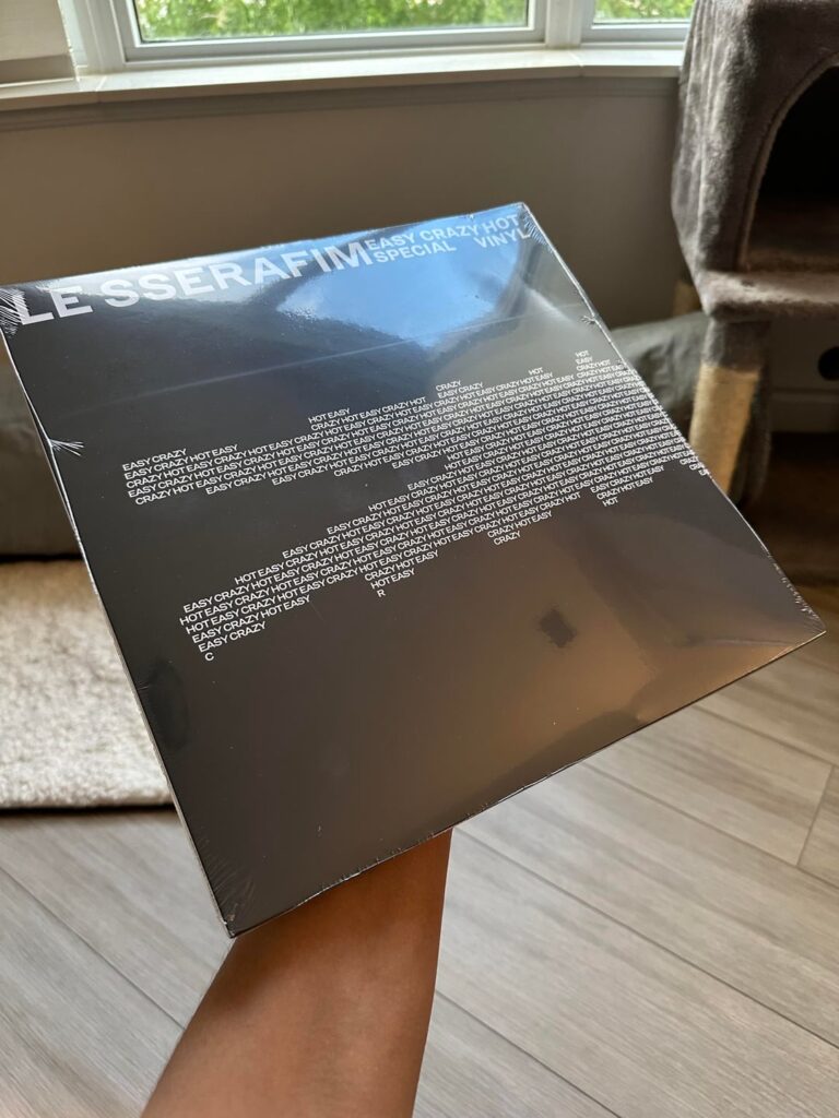 شحنت الأمازون الفينيل الخطأ مع الأضرار