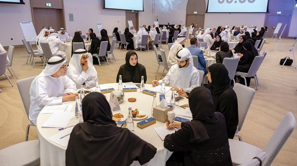 تعاون بين «الوطني للمناصحة» و«محمد بن زايد للعلوم الإنسانية»